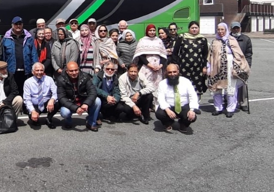 picture for projectStory: Group standing by bus picture for projectStory: Group standing by bus